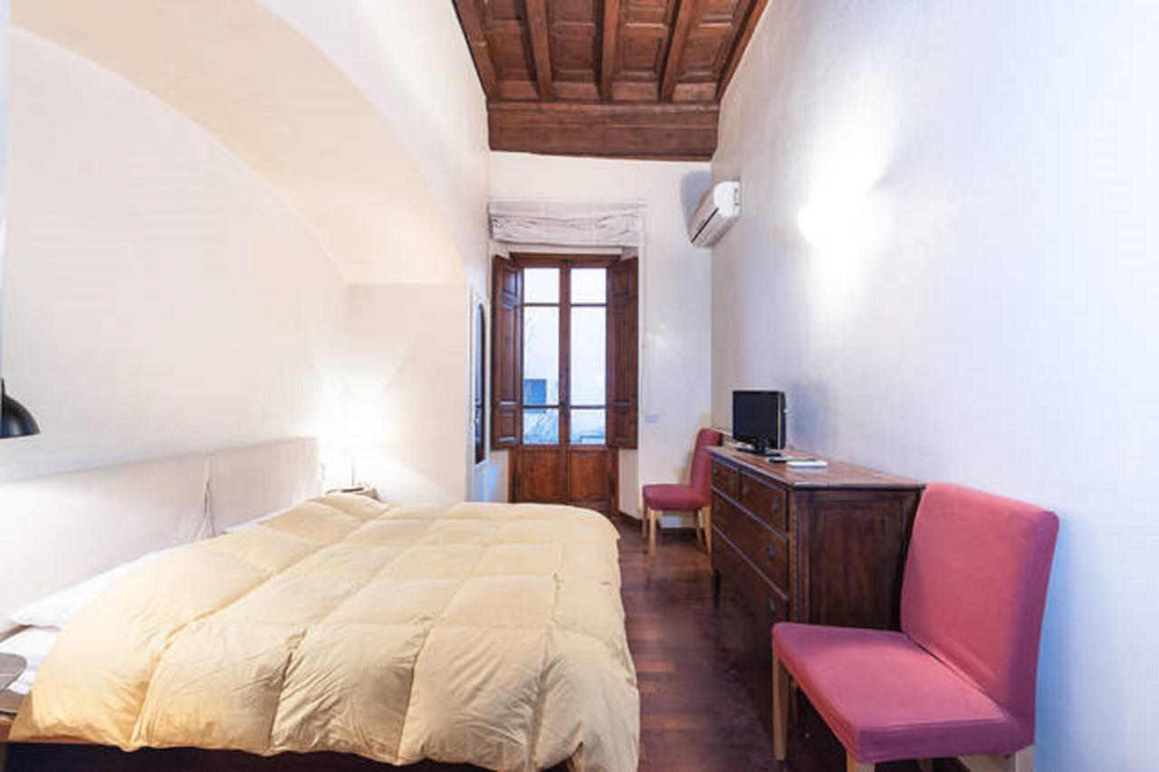 Tornabuoni Apartment Florence Exterior photo